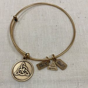 Wind & Fire bracelet